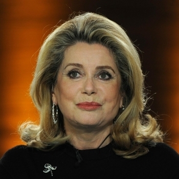 Исполнитель Catherine Deneuve