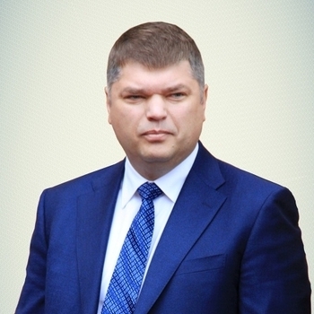 Исполнитель Дмитрий Василенко